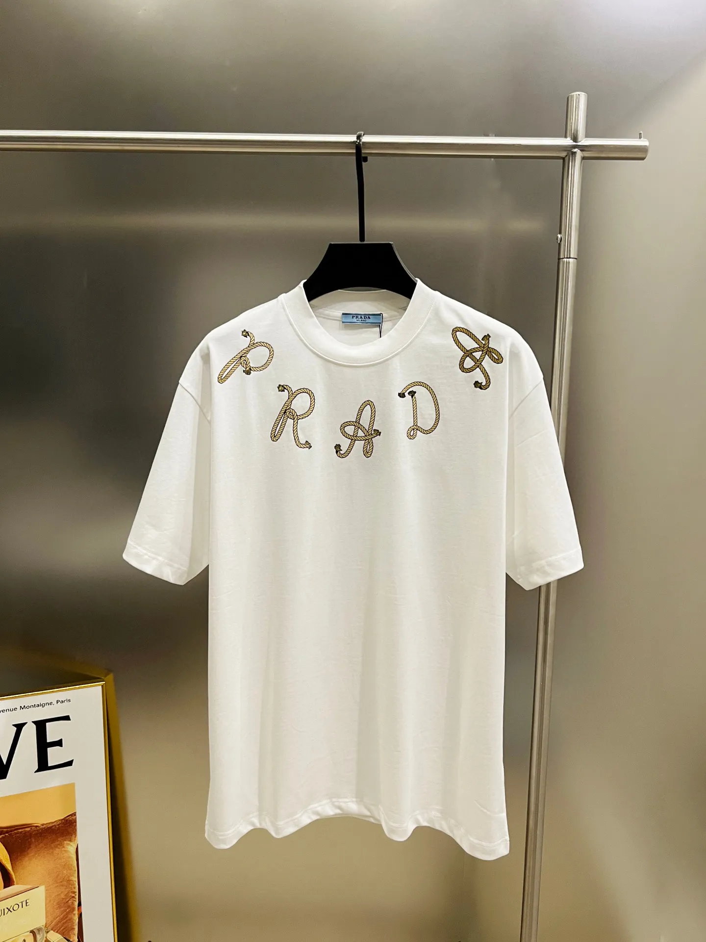 * prad 2026 New Arrival Classic + Gold Premium ！ Breathable ， Same Style S M L XL XXL Black White